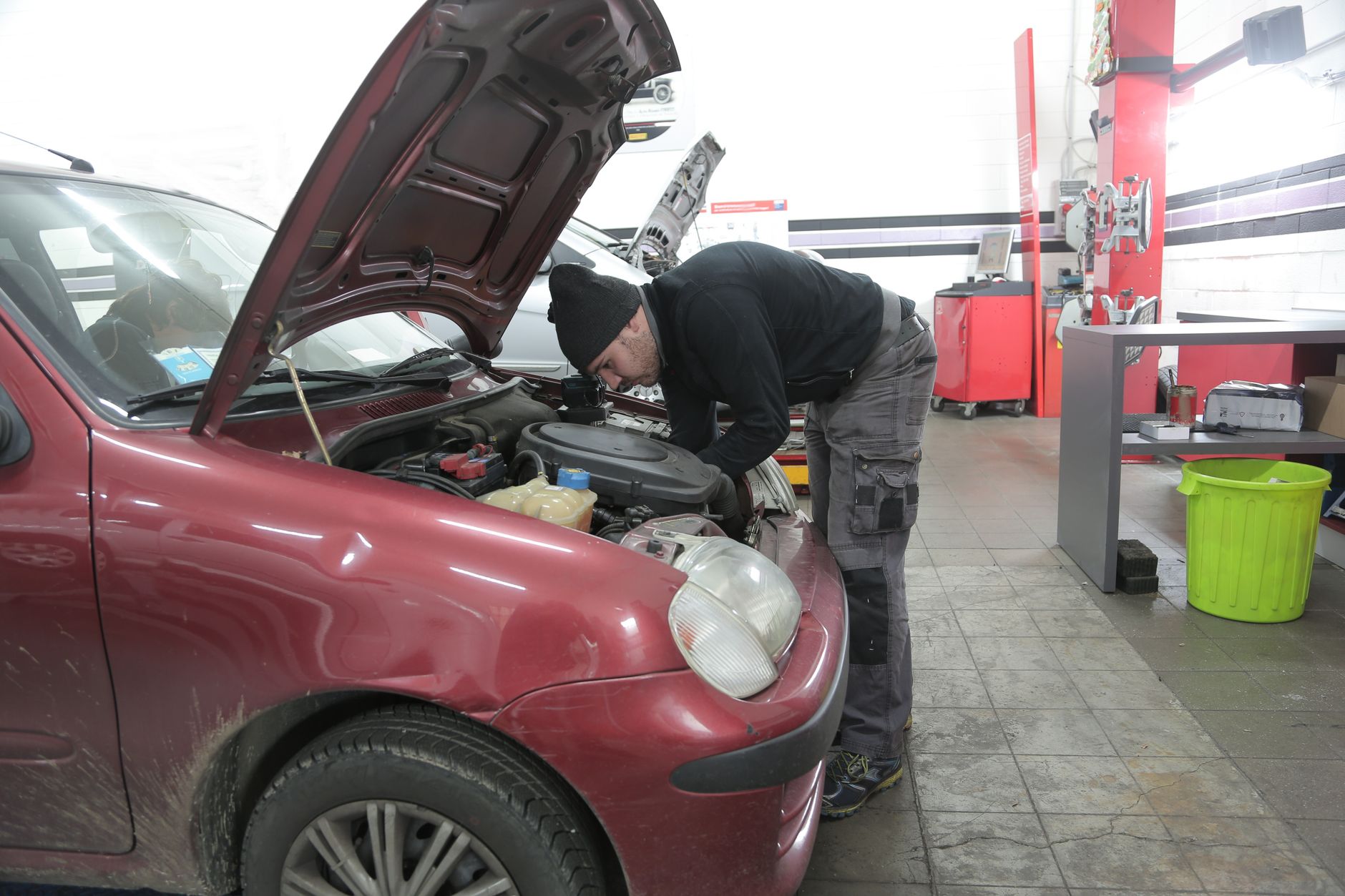 Réparation voiture équipe à Montauban